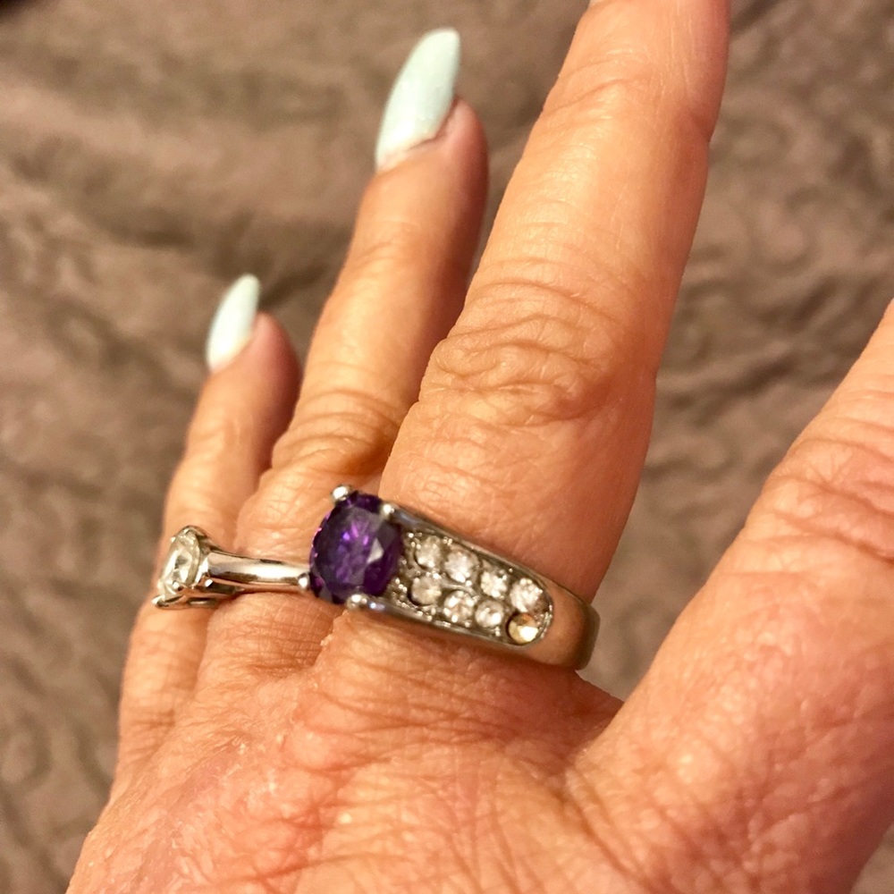 Ring - Picture 8 of 8